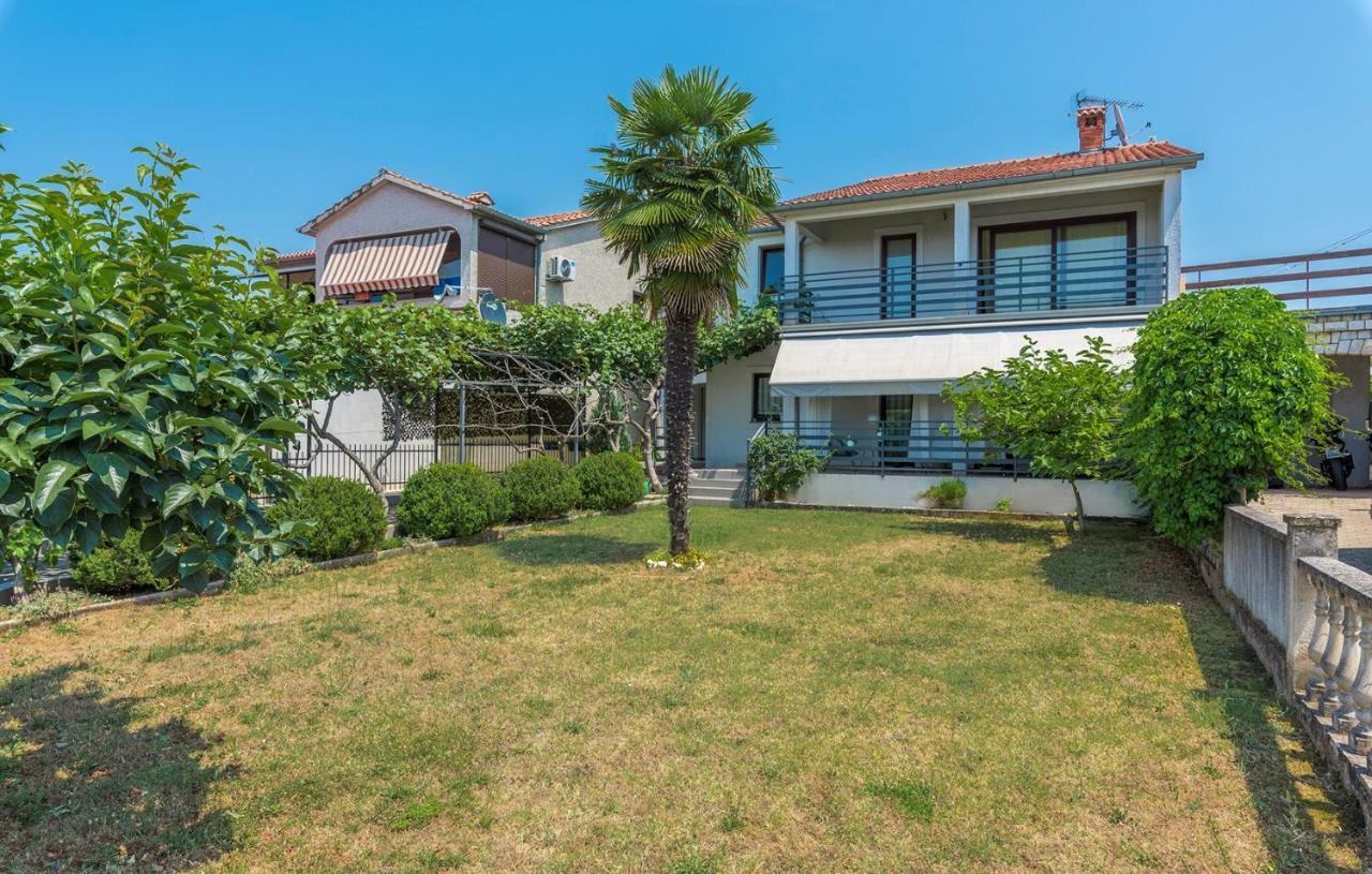 Apartment Green With Balcony Nova Vas  Luaran gambar